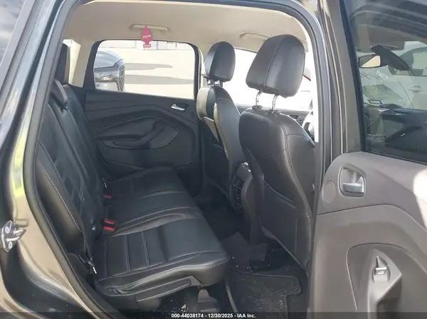 1FMCU0J96HUC13727 2017 FORD ESCAPE - Image 8