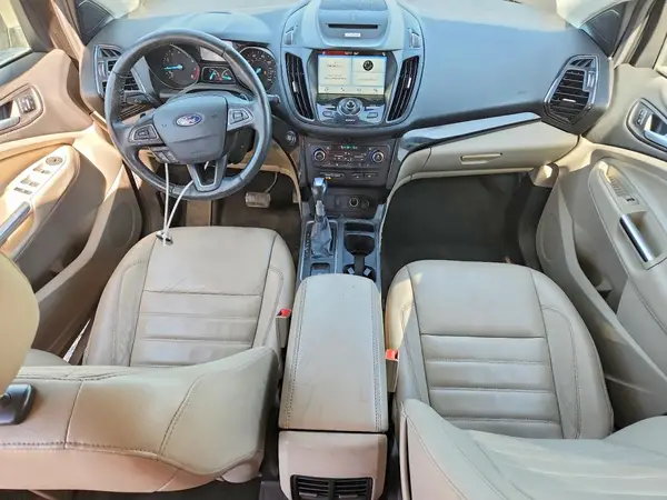 1FMCU0J96HUD18087 2017 FORD ESCAPE - Image 8