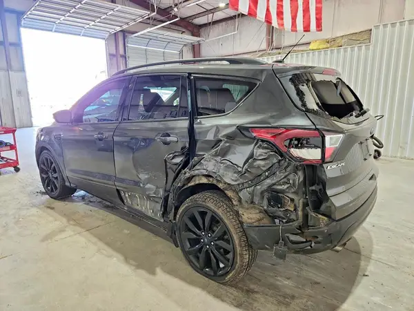 1FMCU0J96HUD40526 2017 FORD ESCAPE - Image 2
