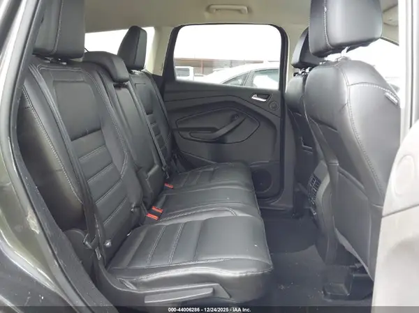 1FMCU0J96HUD52952 2017 FORD ESCAPE - Image 8