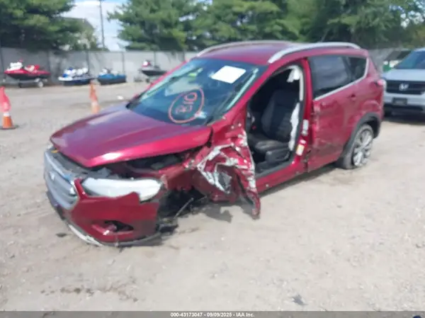 1FMCU0J96HUE28914 2017 FORD ESCAPE - Image 2