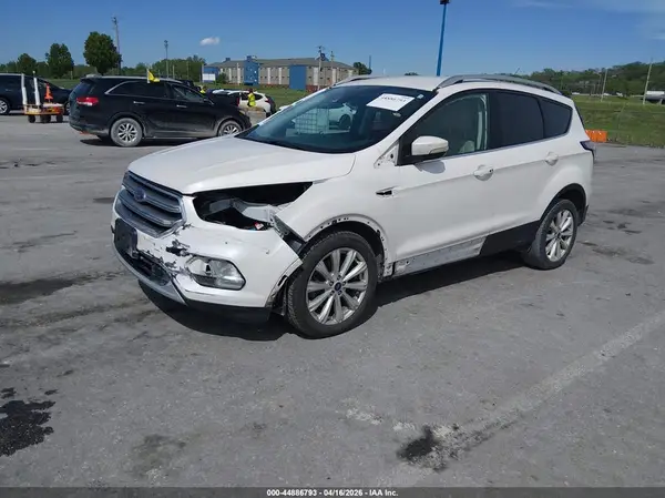 1FMCU0J96HUE55112 2017 FORD ESCAPE - Image 2
