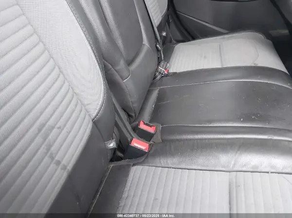 1FMCU0J96HUF10271 2017 FORD ESCAPE - Image 8