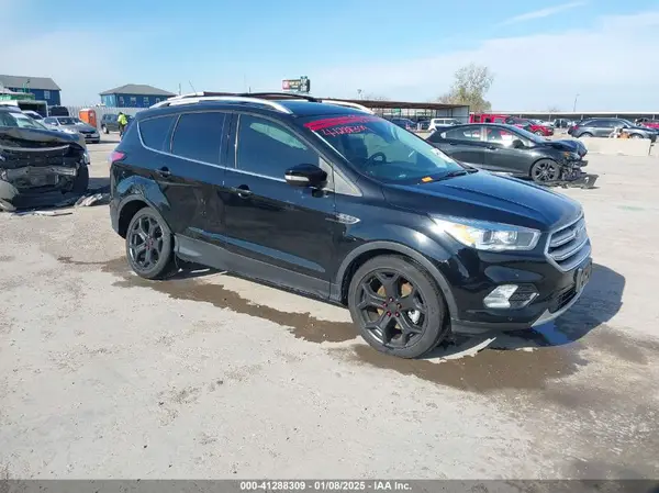 1FMCU0J96JUC05651 2018 FORD ESCAPE - Image 1