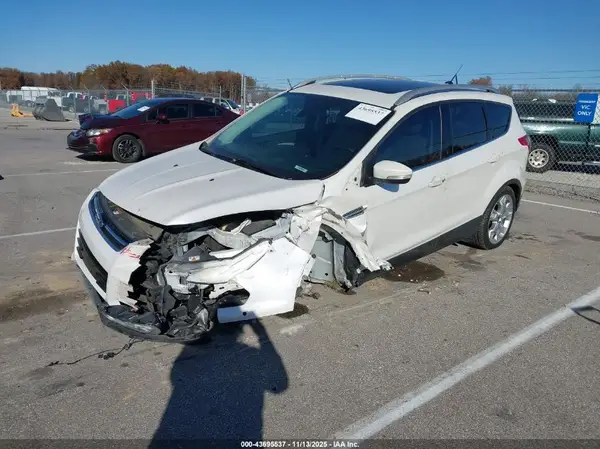 1FMCU0J97GUA74304 2016 FORD ESCAPE - Image 2