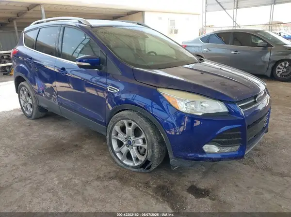 1FMCU0J97GUB84382 2016 FORD ESCAPE - Image 1