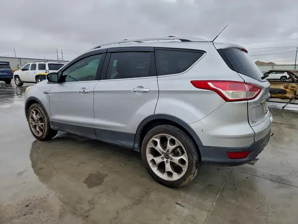 1FMCU0J97GUB97116 2016 FORD ESCAPE - Image 2