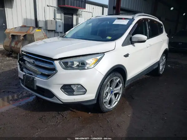 1FMCU0J97HUA10958 2017 FORD ESCAPE - Image 2