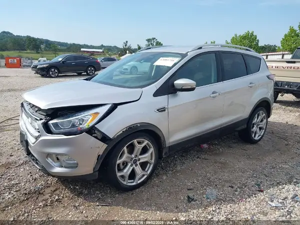 1FMCU0J97HUA63692 2017 FORD ESCAPE - Image 2