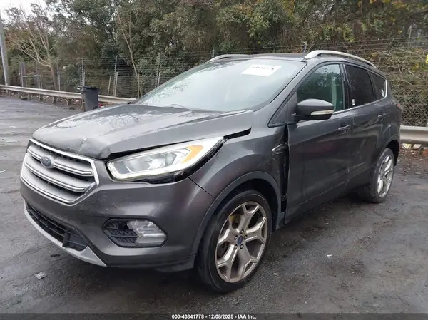 1FMCU0J97HUA91721 2017 FORD ESCAPE - Image 2