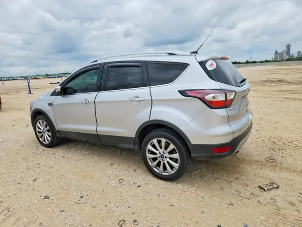 1FMCU0J97HUA96062 2017 FORD ESCAPE - Image 2