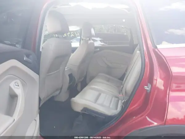 1FMCU0J97HUB23177 2017 FORD ESCAPE - Image 8
