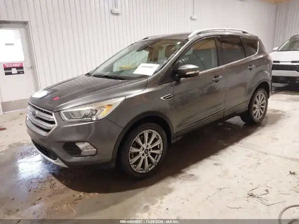 1FMCU0J97HUB46118 2017 FORD ESCAPE - Image 2