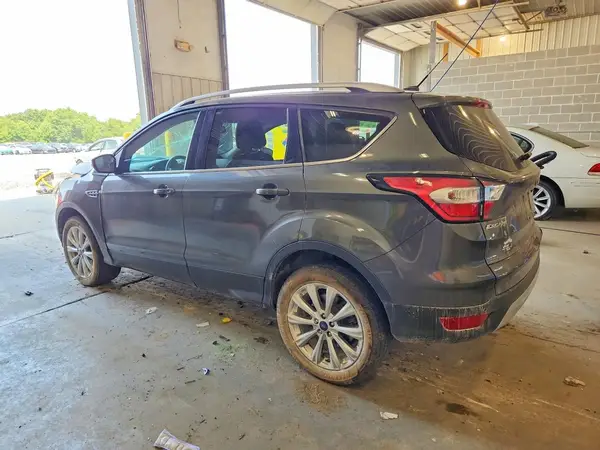 1FMCU0J97HUC13705 2017 FORD ESCAPE - Image 2