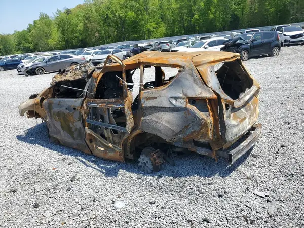 1FMCU0J97HUC28852 2017 FORD ESCAPE - Image 2