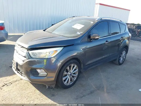 1FMCU0J97HUC87335 2017 FORD ESCAPE - Image 2