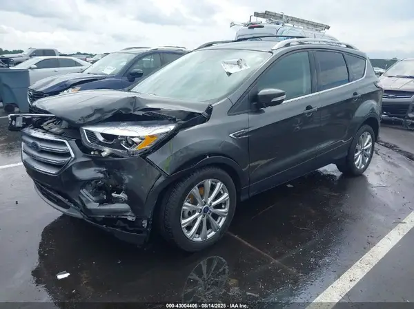 1FMCU0J97HUD24223 2017 FORD ESCAPE - Image 2