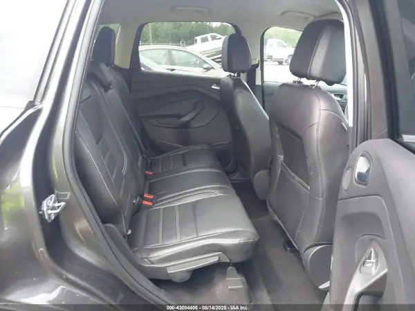 1FMCU0J97HUD24223 2017 FORD ESCAPE - Image 8