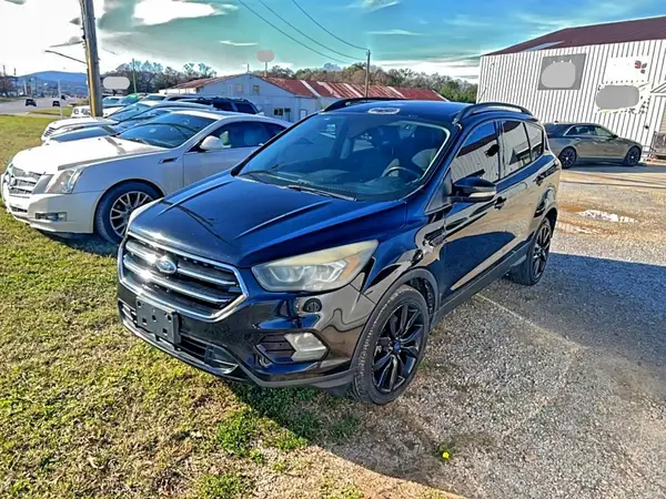 1FMCU0J97HUD29051 2017 FORD ESCAPE - Image 2