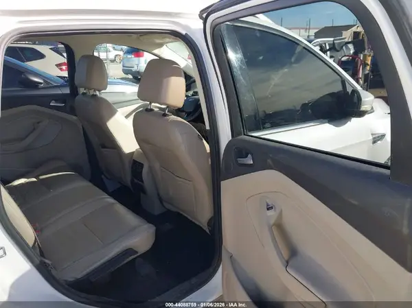 1FMCU0J97HUE09191 2017 FORD ESCAPE - Image 8