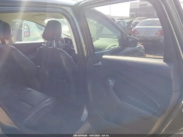 1FMCU0J97KUA90608 2019 FORD ESCAPE - Image 8