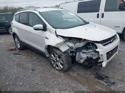 1FMCU0J98G4B67946 2016 FORD ESCAPE