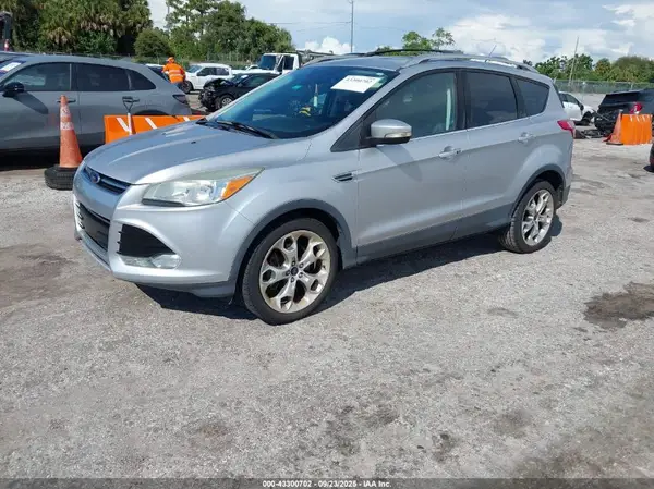 1FMCU0J98GUB79711 2016 FORD ESCAPE - Image 2