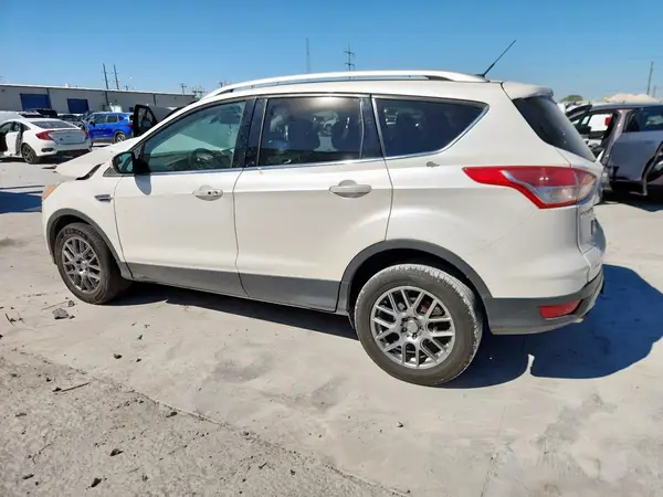 1FMCU0J98GUC91019 2016 FORD ESCAPE - Image 2