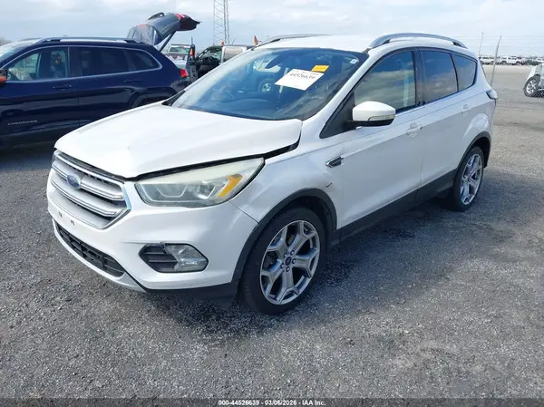 1FMCU0J98HUA09429 2017 FORD ESCAPE - Image 2