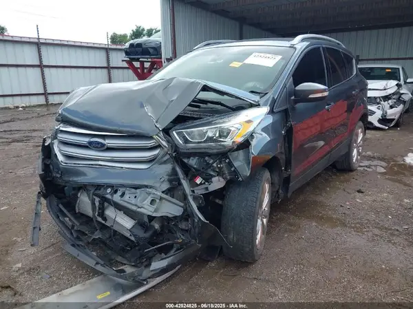 1FMCU0J98HUA22844 2017 FORD ESCAPE - Image 2