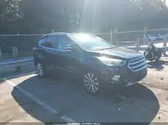 1FMCU0J98HUA27137 2017 FORD ESCAPE