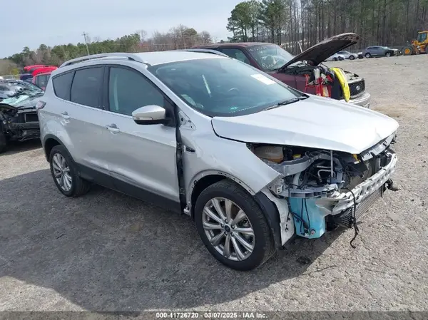 1FMCU0J98HUA45380 2017 FORD ESCAPE - Image 1
