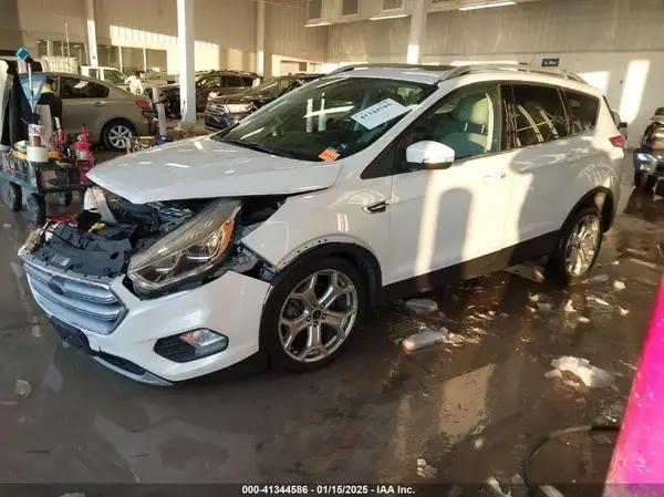1FMCU0J98HUA64298 2017 FORD ESCAPE - Image 2