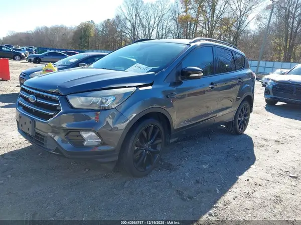1FMCU0J98HUA93249 2017 FORD ESCAPE - Image 2