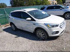 1FMCU0J98HUB40649 2017 FORD ESCAPE