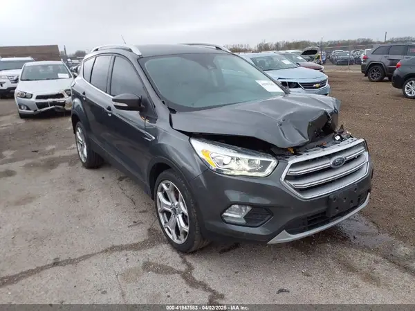 1FMCU0J98HUB60402 2017 FORD ESCAPE - Image 1