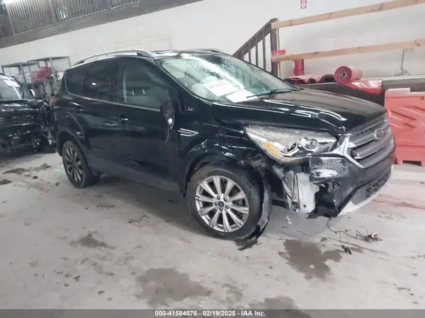 1FMCU0J98HUB72887 2017 FORD ESCAPE - Image 1