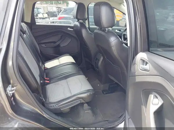 1FMCU0J98HUC30948 2017 FORD ESCAPE - Image 8