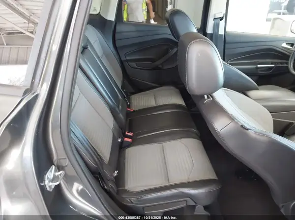1FMCU0J98HUC37365 2017 FORD ESCAPE - Image 8