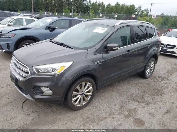 1FMCU0J98HUC90079 2017 FORD ESCAPE - Image 2