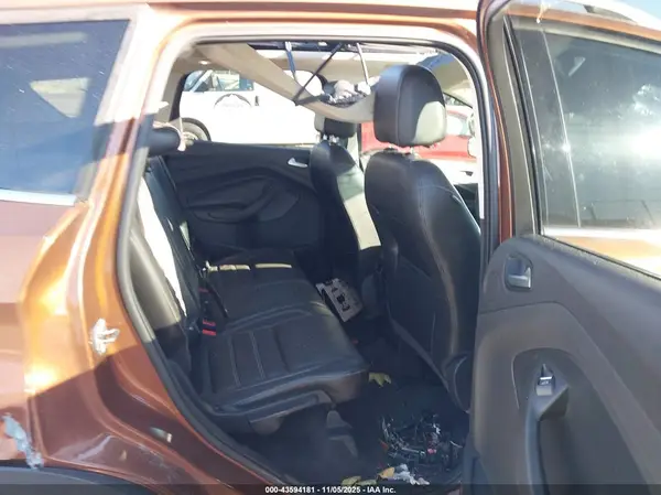 1FMCU0J98HUC93001 2017 FORD ESCAPE - Image 8