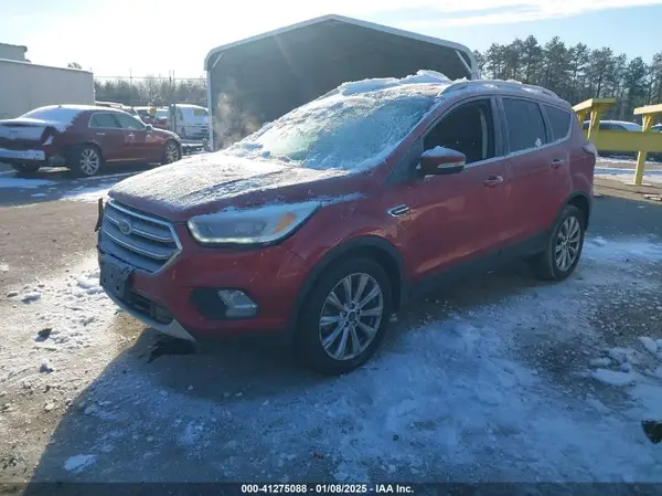 1FMCU0J98HUC98957 2017 FORD ESCAPE - Image 2