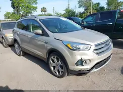 1FMCU0J98HUD16082 2017 FORD ESCAPE