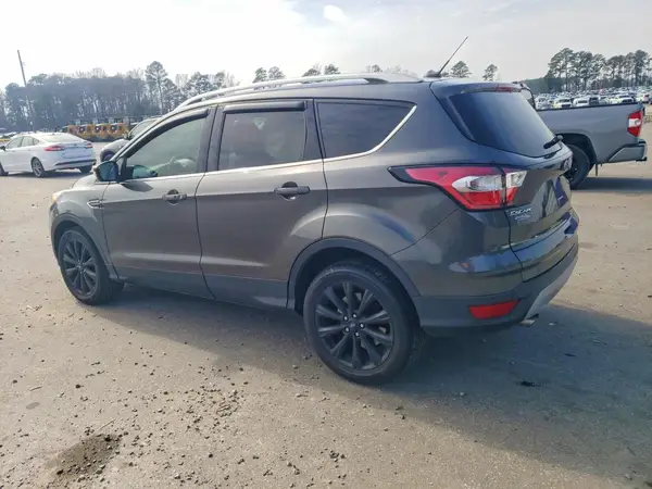 1FMCU0J98HUD81840 2017 FORD ESCAPE - Image 2