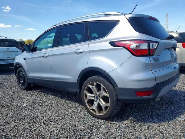 1FMCU0J98JUA17438 2018 FORD ESCAPE - Image 2