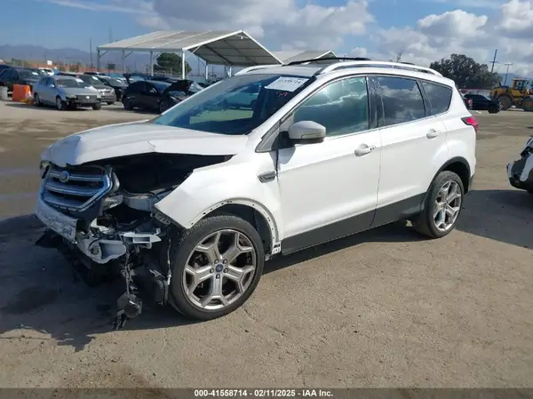 1FMCU0J98KUA06117 2019 FORD ESCAPE - Image 2
