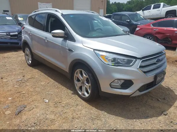 1FMCU0J98KUA75390 2019 FORD ESCAPE - Image 1