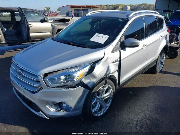 1FMCU0J98KUB77742 2019 FORD ESCAPE - Image 2