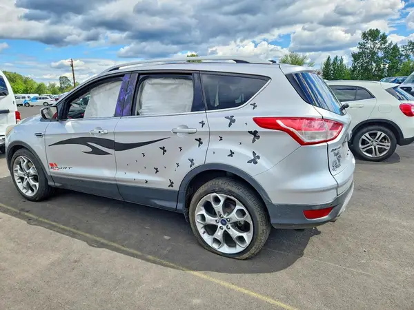 1FMCU0J99GUA04139 2016 FORD ESCAPE - Image 2