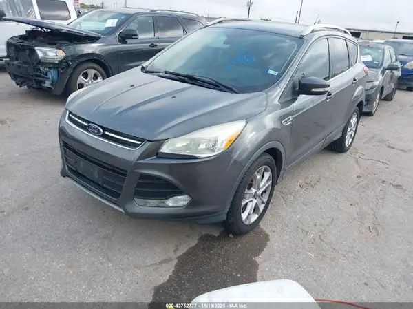 1FMCU0J99GUB82276 2016 FORD ESCAPE - Image 2